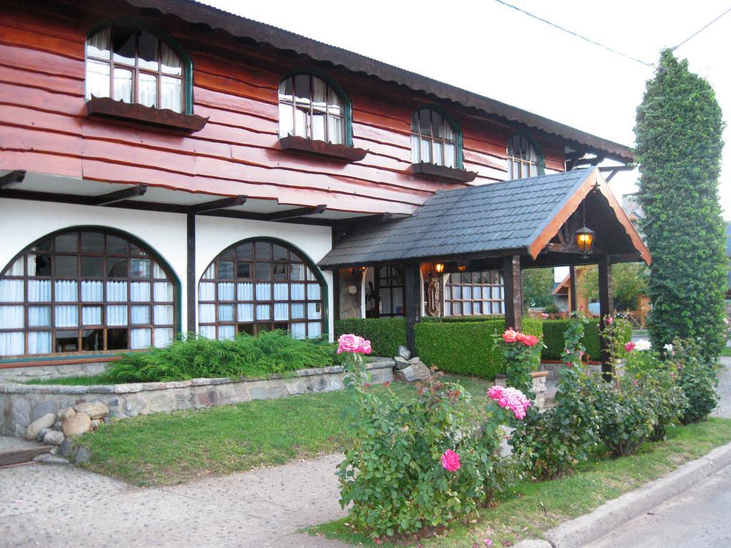 Hosteria La Masia San Martín de los Andes Εξωτερικό φωτογραφία